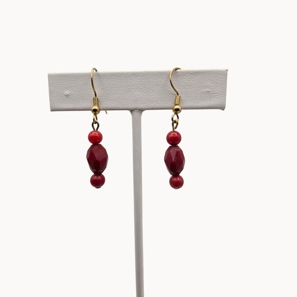 Women's Gold-Toned Hook Red Beaded Glass Stones Dangle Drop Earrings - Picture 4 of 4